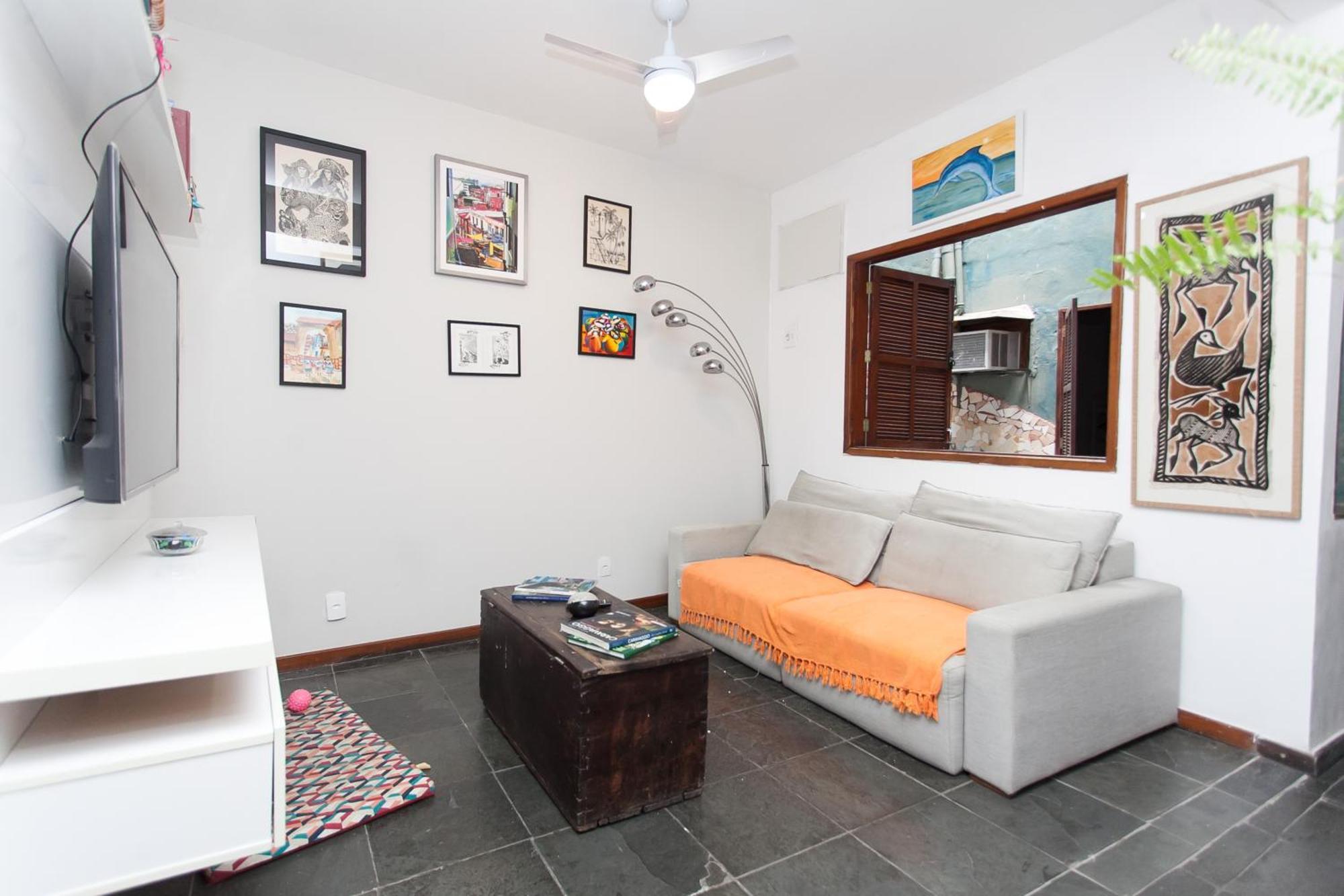 Wisma tamu Espaco Sideral - Quartos Com Ar-condicionado, 5min Estadio Maracana, 8min Uerj, Shopping, 12min Metro, Wi-fi 300mbp, Ampla Area Comum Com Cozinha - Pratico E Confortavel *