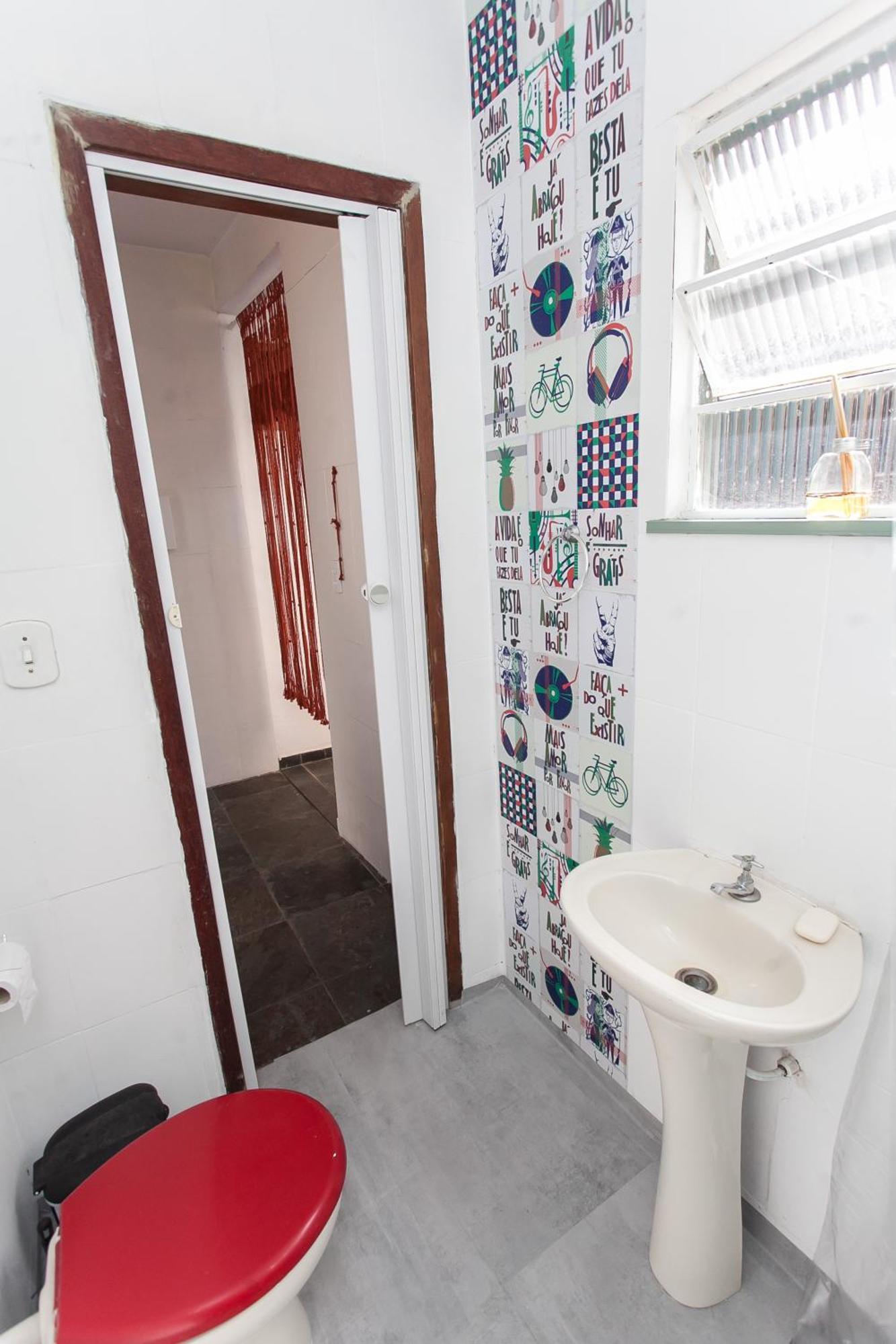 Wisma tamu Espaco Sideral - Quartos Com Ar-condicionado, 5min Estadio Maracana, 8min Uerj, Shopping, 12min Metro, Wi-fi 300mbp, Ampla Area Comum Com Cozinha - Pratico E Confortavel