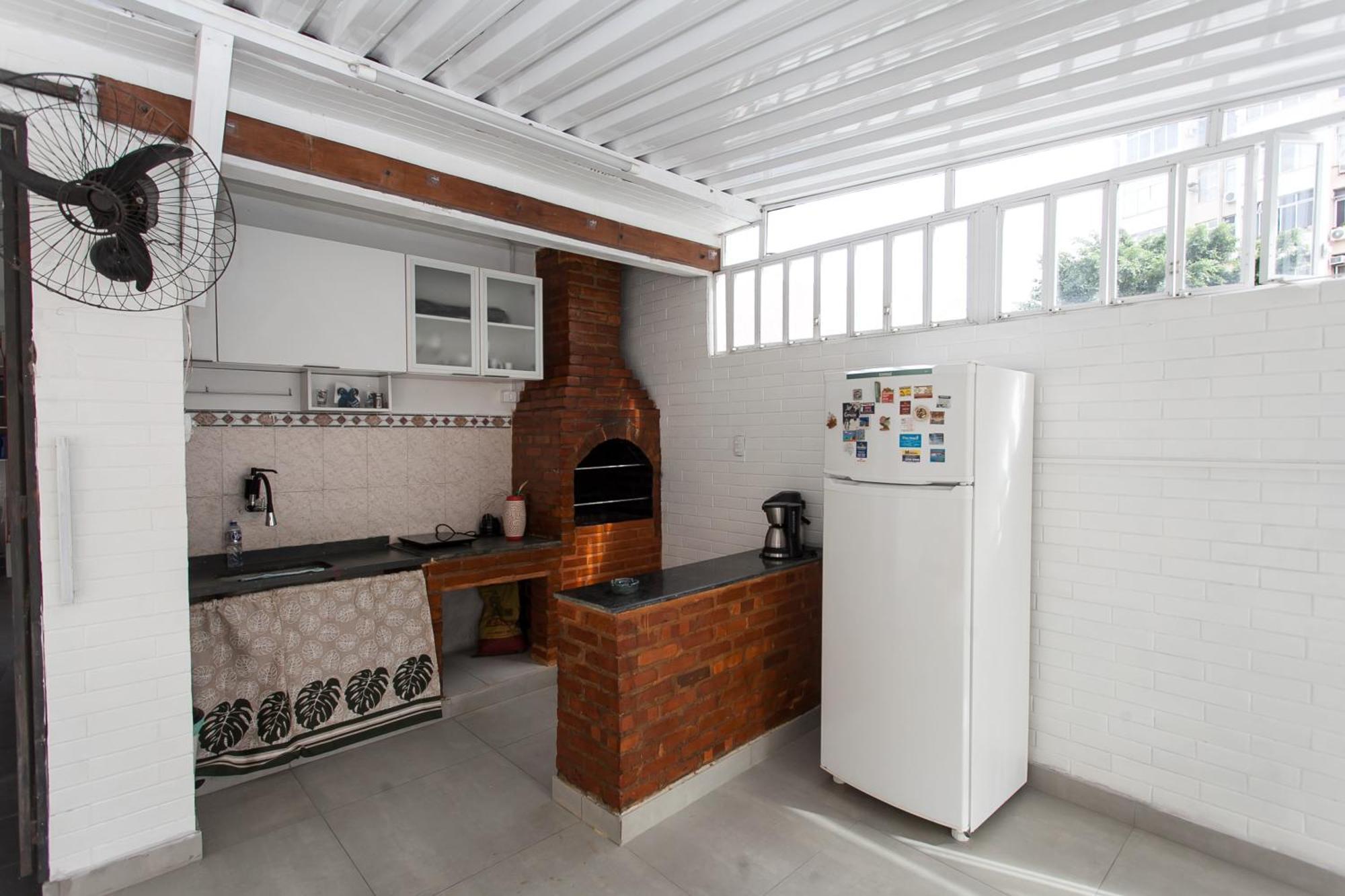 Espaco Sideral - Quartos Com Ar-condicionado, 5min Estadio Maracana, 8min Uerj, Shopping, 12min Metro, Wi-fi 300mbp, Ampla Area Comum Com Cozinha - Pratico E Confortavel Wisma tamu Rio de Janeiro